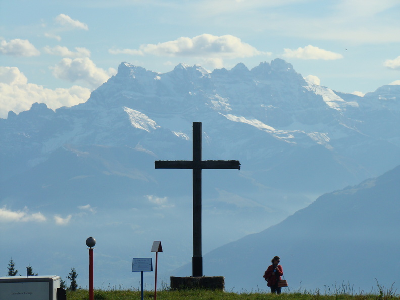 2008 10-Swiss Alps Cross.jpg